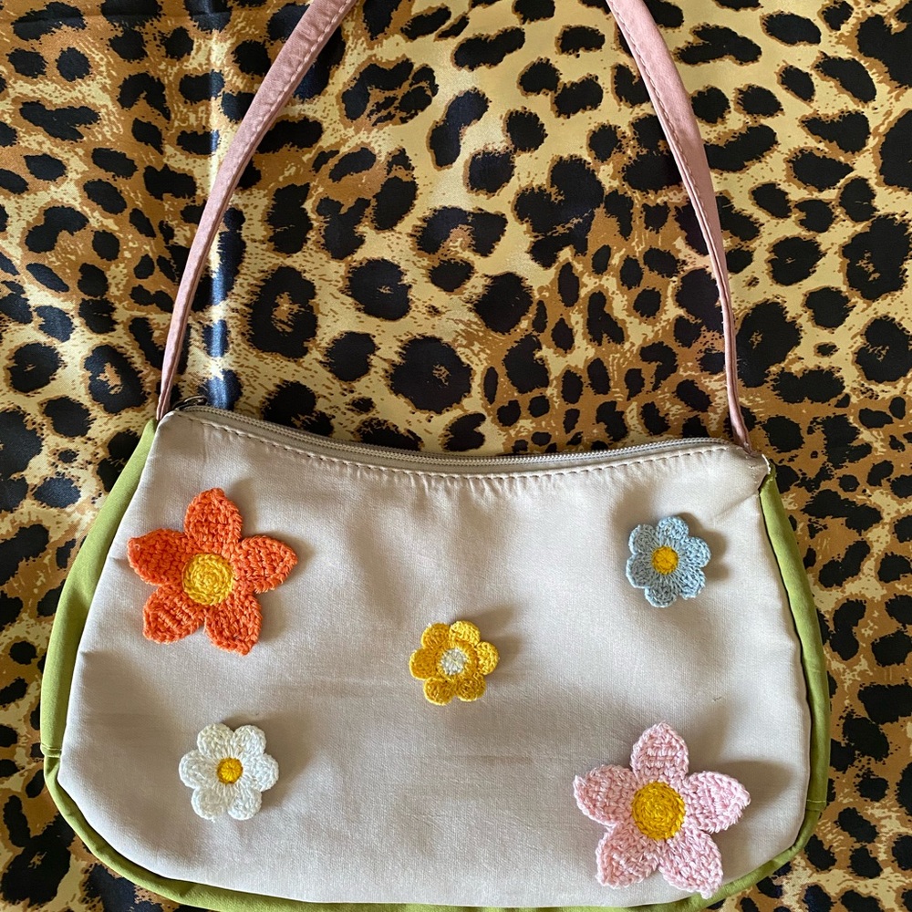 Shoulder bag